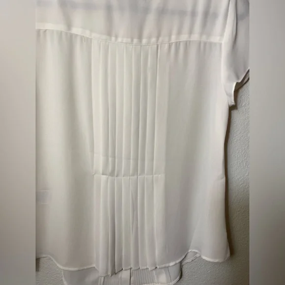 NWT Banana Republic Blouse - Picture 8 of 9